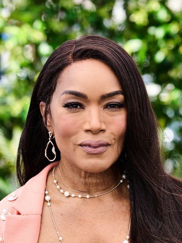 Angela Bassett